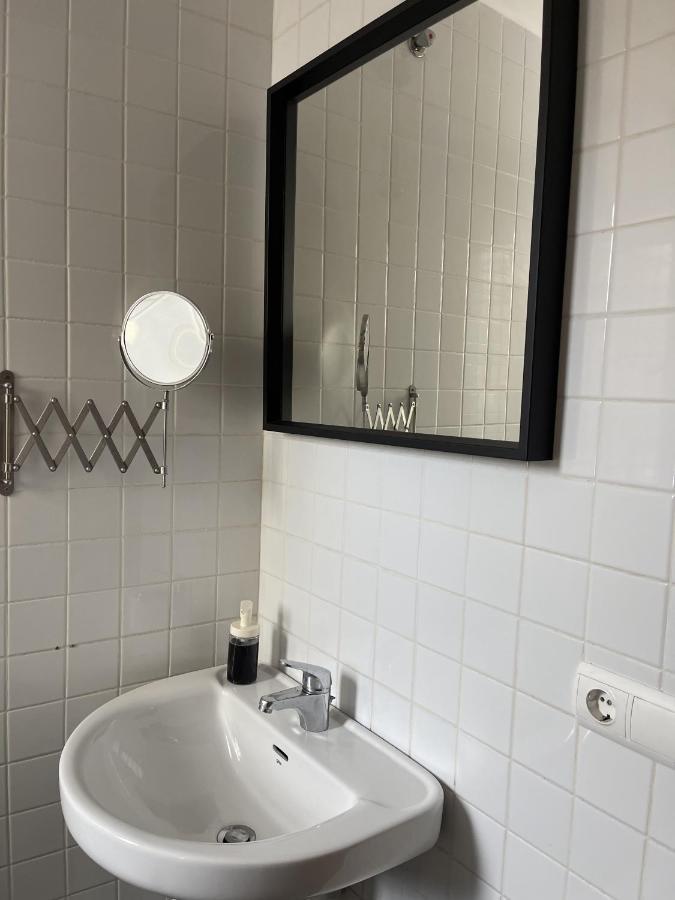 Stelarium-Suite Con Bano Privado En Casa Compartida-Uebica2 Mairena del Aljarafe Exterior foto