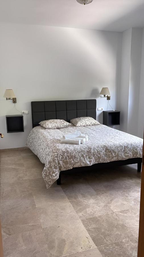 Stelarium-Suite Con Bano Privado En Casa Compartida-Uebica2 Mairena del Aljarafe Exterior foto