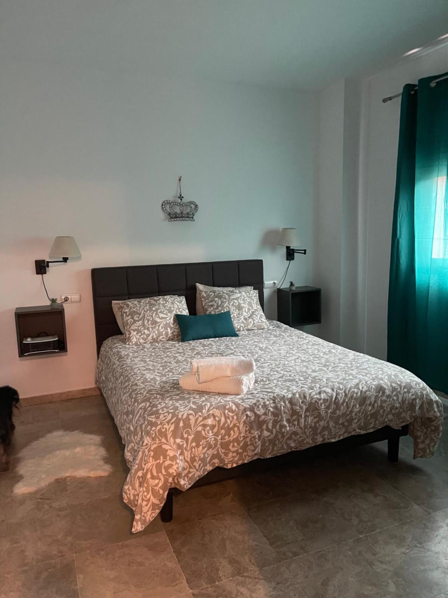 Stelarium-Suite Con Bano Privado En Casa Compartida-Uebica2 Mairena del Aljarafe Exterior foto