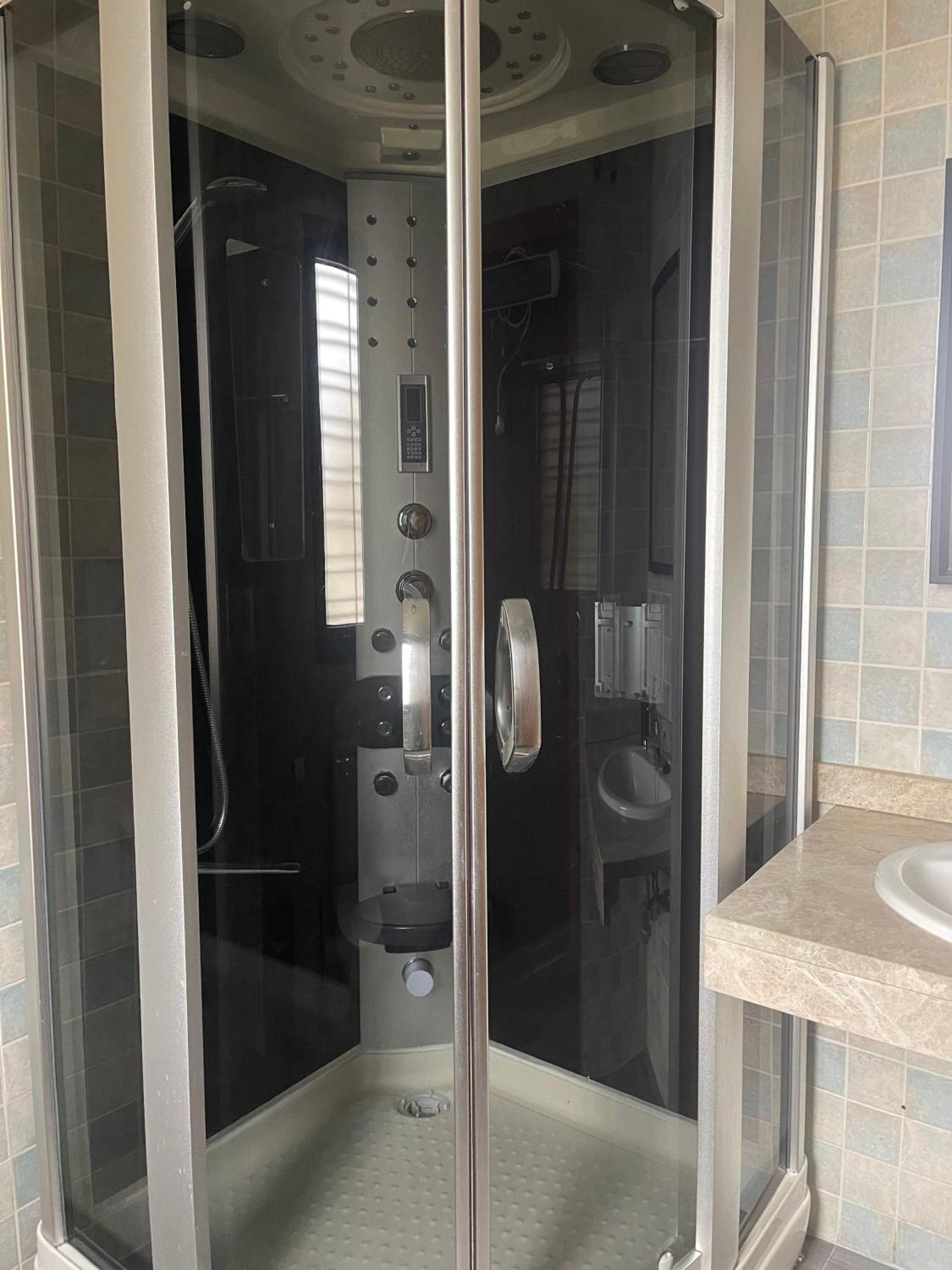 Stelarium-Suite Con Bano Privado En Casa Compartida-Uebica2 Mairena del Aljarafe Exterior foto